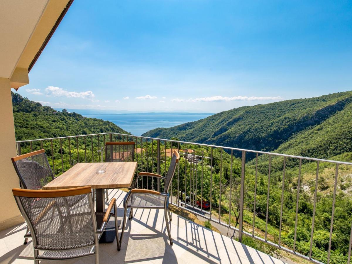 Pansion Villa Betina Lovran Exterior photo