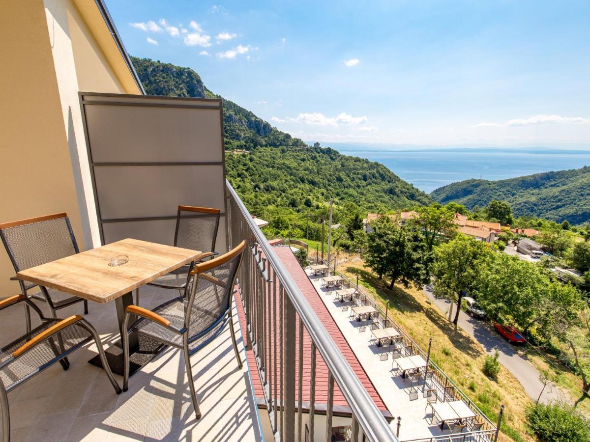Pansion Villa Betina Lovran Exterior photo